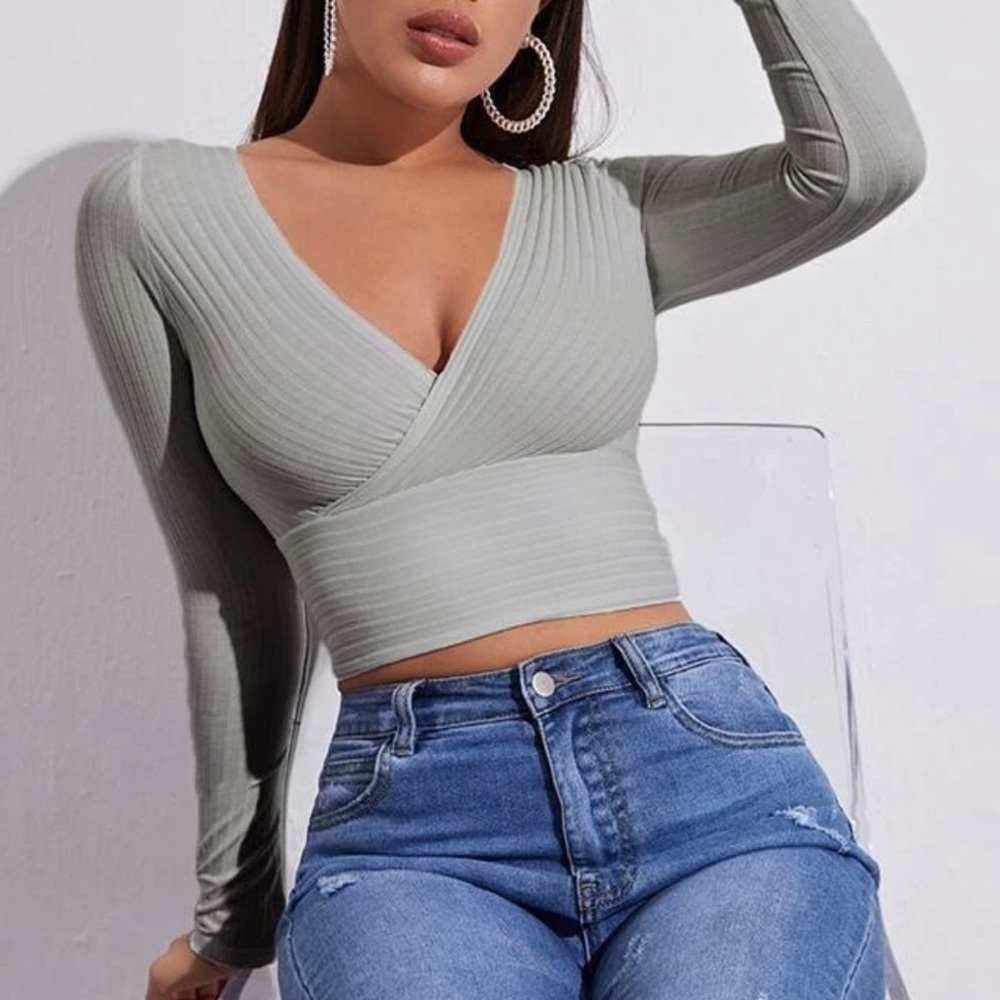 BELLA GREY